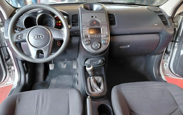 imagem-https://www.socarrao.com.br/sc-vehicle-images-prod/2290752/1782323498438-8205508_12_B_dce1364d12.jpeg