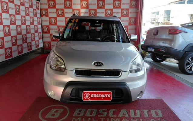 imagem-https://www.socarrao.com.br/sc-vehicle-images-prod/2290752/1782323498439-8205508_0_B_2ab9f6f197.jpeg
