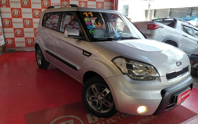 imagem-https://www.socarrao.com.br/sc-vehicle-images-prod/2290752/1782323498440-8205508_13_B_724c7ca497.jpeg