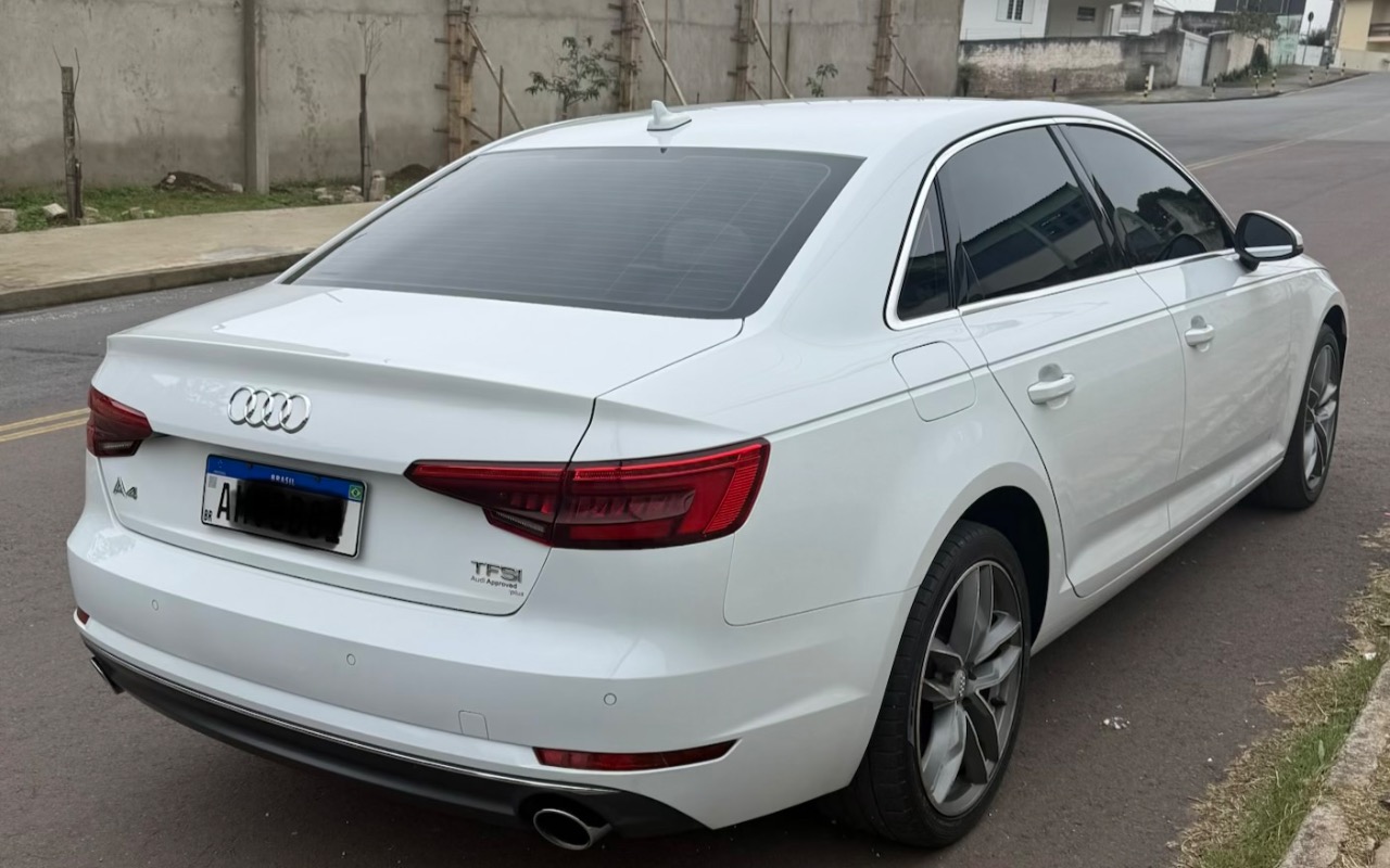 imagem-https://www.socarrao.com.br/sc-vehicle-images-prod/2291027/1782325087462-SU1HXzk5NDUuanBlZw.jpeg