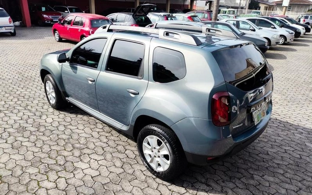 imagem-https://www.socarrao.com.br/sc-vehicle-images-prod/2291159/1782743665224-8217625_1_B_cecda7a188.jpeg