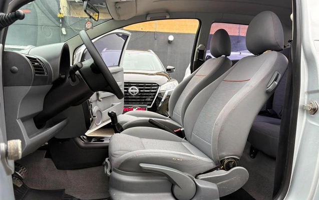 imagem-https://www.socarrao.com.br/sc-vehicle-images-prod/2291291/1786113181607-8141461_9_B_04f6bd4501.jpeg