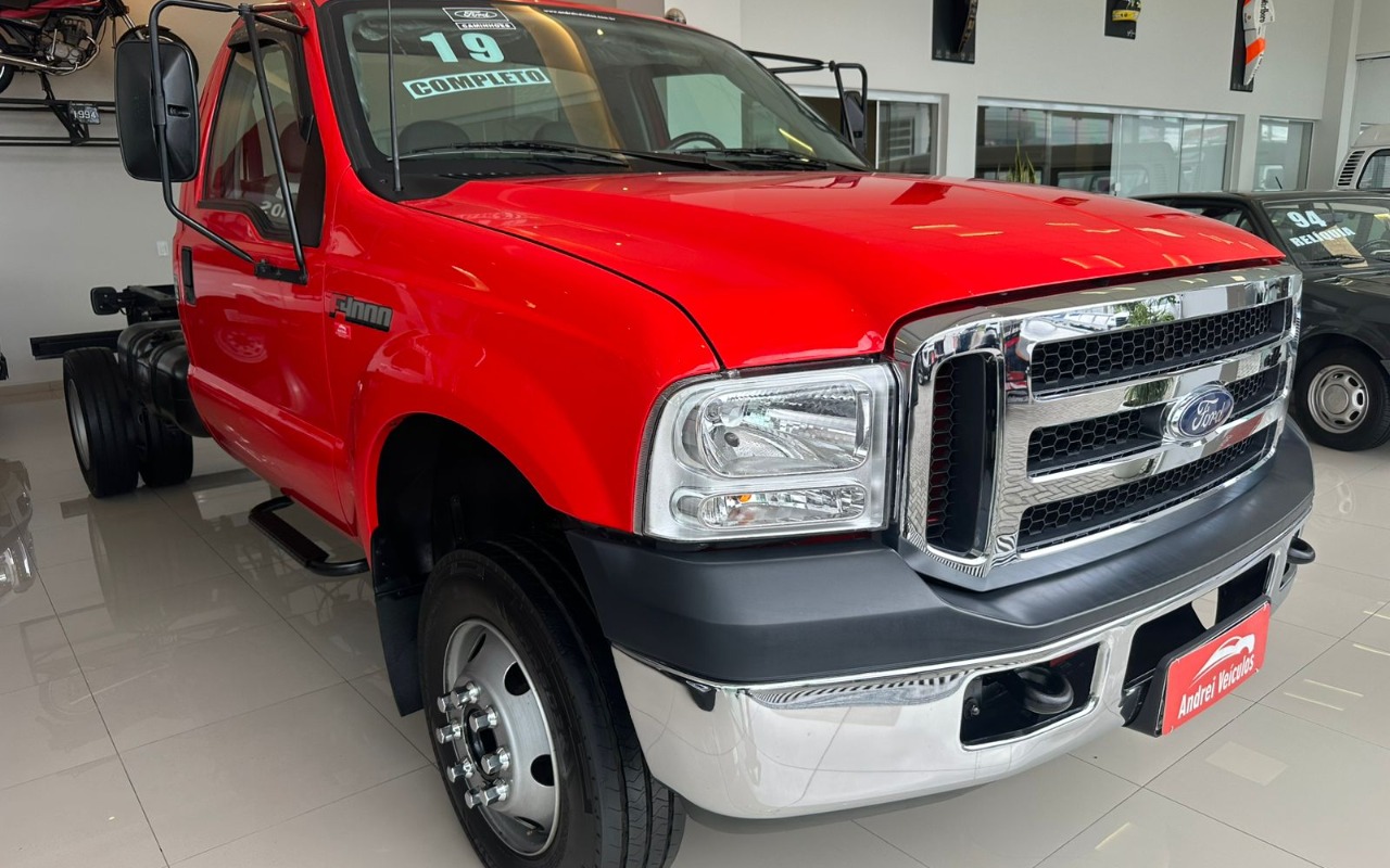 imagem-https://www.socarrao.com.br/sc-vehicle-images-prod/2291439/1782326472310-OC5qcGVn.jpeg