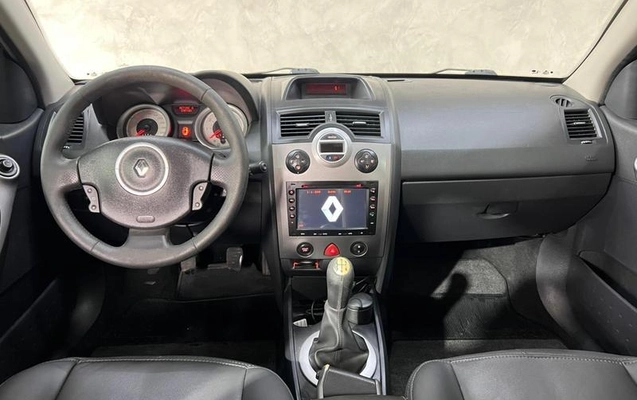 imagem-https://www.socarrao.com.br/sc-vehicle-images-prod/2291672/1787770958718-8140166_14_B_8b18d9e8b7.jpeg