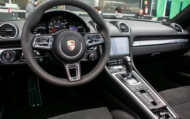 imagem-https://www.socarrao.com.br/sc-vehicle-images-prod/2292266/1788182718577-8216036_12_B_afcdf5aea1.jpeg