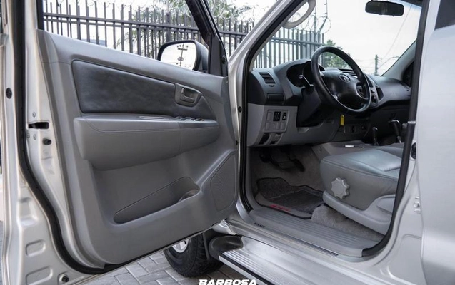 imagem-https://www.socarrao.com.br/sc-vehicle-images-prod/2292267/1784752138176-8218420_11_B_b2239d3d14.jpeg