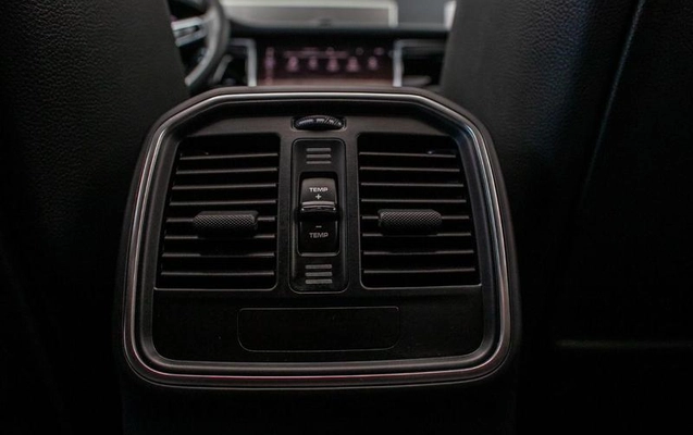 imagem-https://www.socarrao.com.br/sc-vehicle-images-prod/2292389/1789068521066-8149154_14_B_102c8cd868.jpeg