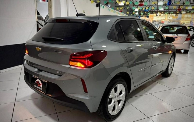 imagem-https://www.socarrao.com.br/sc-vehicle-images-prod/2293046/1788467904329-8218801_6_B_f7072e8ae2.jpeg