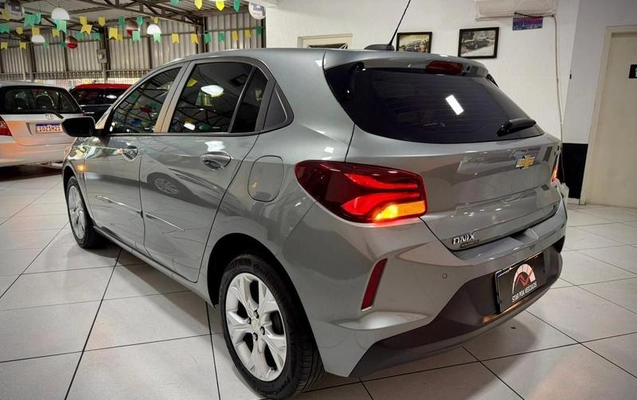 imagem-https://www.socarrao.com.br/sc-vehicle-images-prod/2293046/1788467904330-8218801_1_B_12aab37327.jpeg