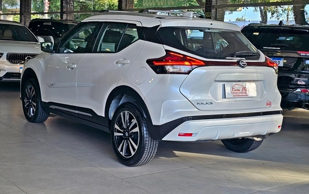 imagem-https://www.socarrao.com.br/sc-vehicle-images-prod/2293639/1788988496533-7w1uwk98nhKz4wTZiLphxX2SSAp9Vj7m.jpg