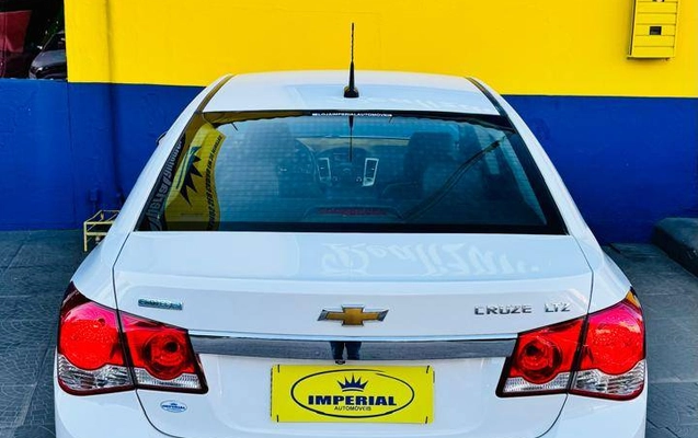 imagem-https://www.socarrao.com.br/sc-vehicle-images-prod/2294450/1788445301057-bf74badff3b04680b1baa5a8047f796b_1782339995656.jpg