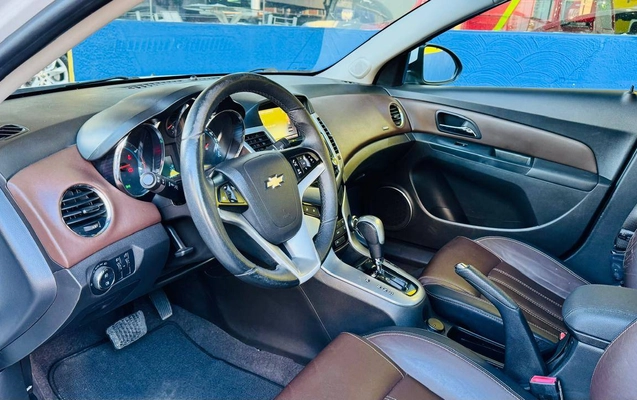 imagem-https://www.socarrao.com.br/sc-vehicle-images-prod/2294450/1788445301058-31c31c17b49b498a8d8667c1dfa0571c_1782339995660.jpg