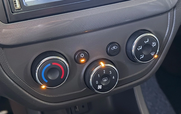 imagem-https://www.socarrao.com.br/sc-vehicle-images-prod/2294535/1782340242785-V2hhdHNBcHAgSW1hZ2UgMjAyNi0wNi0yNCBhdCAxNy4zNS41MyAoMykuanBlZw.jpeg