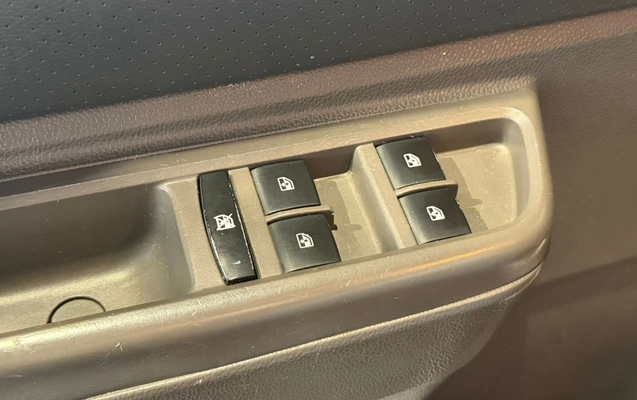 imagem-https://www.socarrao.com.br/sc-vehicle-images-prod/2294535/1782340243013-V2hhdHNBcHAgSW1hZ2UgMjAyNi0wNi0yNCBhdCAxNy4zNS41MyAoMSkuanBlZw.jpeg