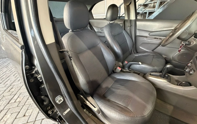 imagem-https://www.socarrao.com.br/sc-vehicle-images-prod/2294535/1782340243309-V2hhdHNBcHAgSW1hZ2UgMjAyNi0wNi0yNCBhdCAxNy4zNS41NSAoMikuanBlZw.jpeg
