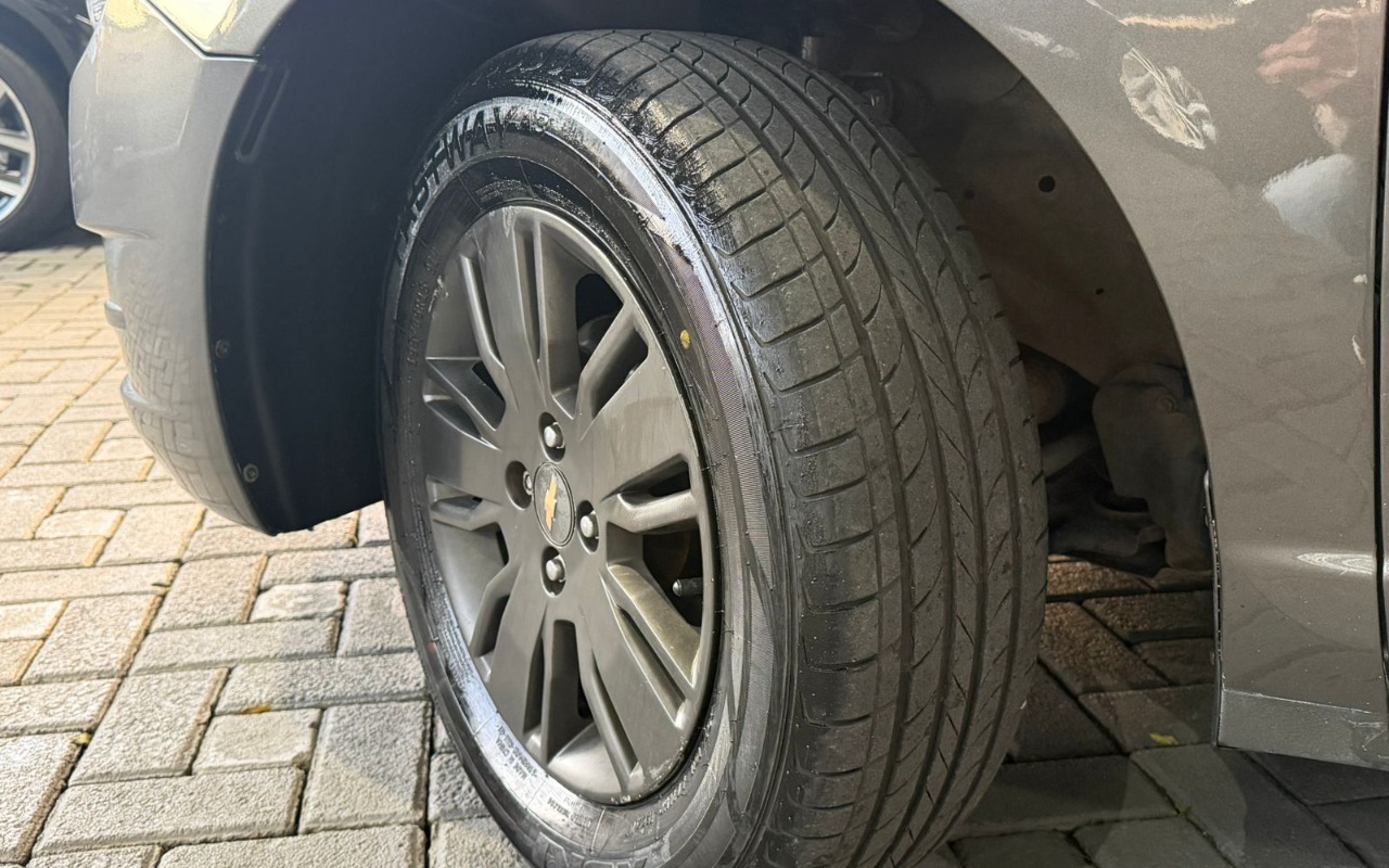 imagem-https://www.socarrao.com.br/sc-vehicle-images-prod/2294535/1782340243648-V2hhdHNBcHAgSW1hZ2UgMjAyNi0wNi0yNCBhdCAxNy4zNS41NCAoMSkuanBlZw.jpeg