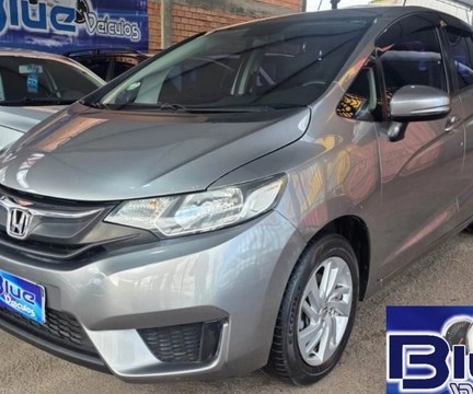 Honda Fit 2015 Cinza — foto 1 de 3