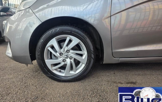 imagem-https://www.socarrao.com.br/sc-vehicle-images-prod/2295719/1782346625959-Sk9UMTAuanBlZw.jpeg