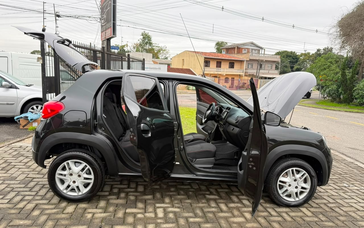 imagem-https://www.socarrao.com.br/sc-vehicle-images-prod/2295736/1782346785410-V2hhdHNBcHAgSW1hZ2UgMjAyNi0wNi0yMyBhdCAxMy4wMS4yNiAoMSkuanBlZw.jpeg