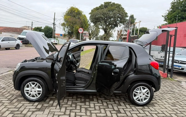 imagem-https://www.socarrao.com.br/sc-vehicle-images-prod/2295736/1782346785501-V2hhdHNBcHAgSW1hZ2UgMjAyNi0wNi0yMyBhdCAxMy4wMS4yNiAoMikuanBlZw.jpeg