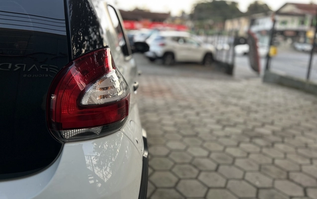 imagem-https://www.socarrao.com.br/sc-vehicle-images-prod/2304274/1782388640893-1_085423.jpg