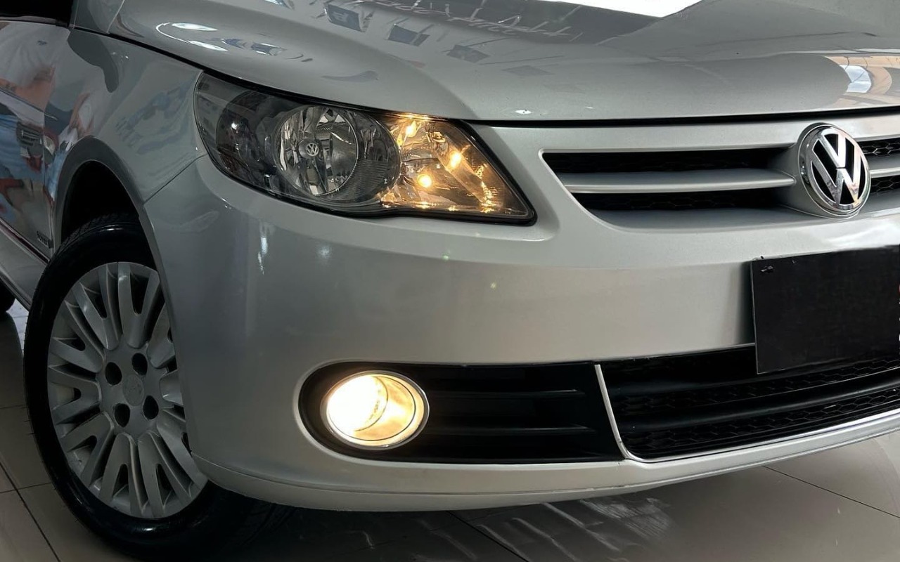 Volkswagen Gol (novo) 1.6 Power/Highi T.Flex 8v 4P na cor Prata em Guarulhos / SP - 2304406