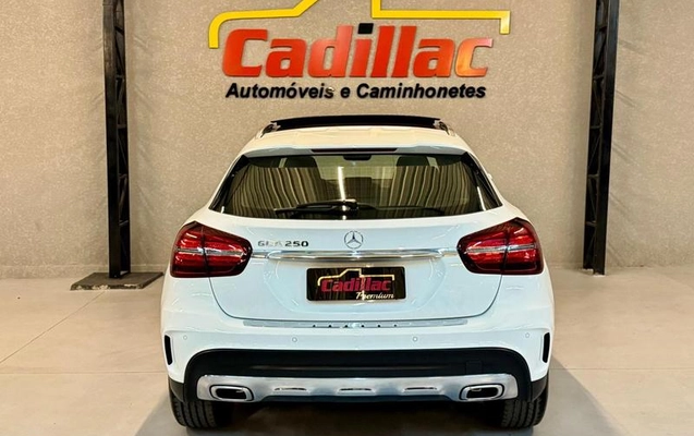 imagem-https://www.socarrao.com.br/sc-vehicle-images-prod/2305127/1785358492151-8217047_0_B_df3edd8d36.jpeg