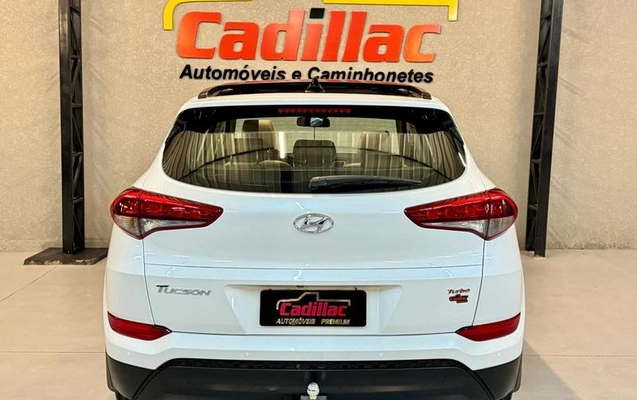 imagem-https://www.socarrao.com.br/sc-vehicle-images-prod/2305163/1789499757012-8213273_0_B_3f8268abb9.jpeg