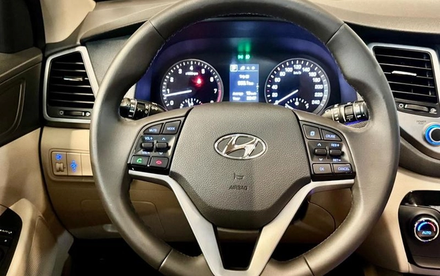 imagem-https://www.socarrao.com.br/sc-vehicle-images-prod/2305163/1789499757019-8213273_8_B_8a02add66e.jpeg