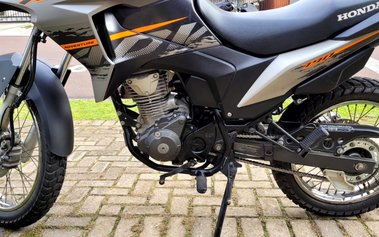 imagem-https://www.socarrao.com.br/sc-vehicle-images-prod/2305427/1782392838614-OS5qcGVn.jpeg