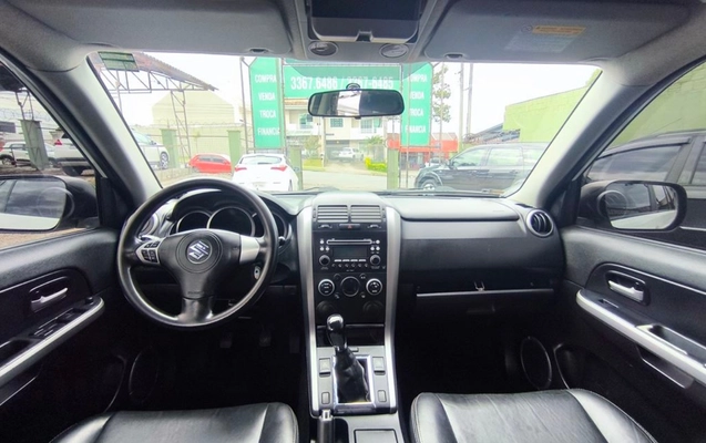 imagem-https://www.socarrao.com.br/sc-vehicle-images-prod/2305460/1782767197016-SU1HXzIwMjYwNjI3XzEzMjcxNiAoQ29weSkuanBn.jpg