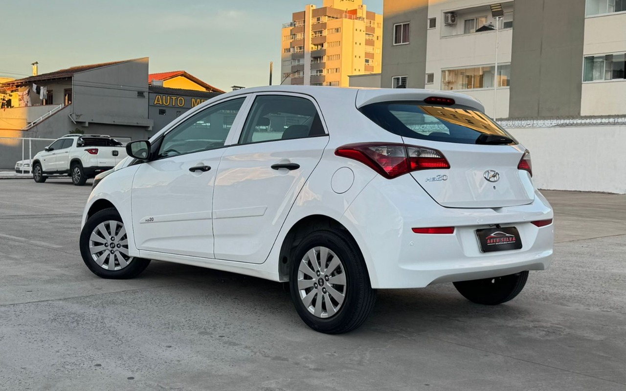 imagem-https://www.socarrao.com.br/sc-vehicle-images-prod/2305839/1782394554609-V2hhdHNBcHAgSW1hZ2UgMjAyNi0wNi0yNCBhdCAxNy40MS4xNS5qcGVn.jpeg