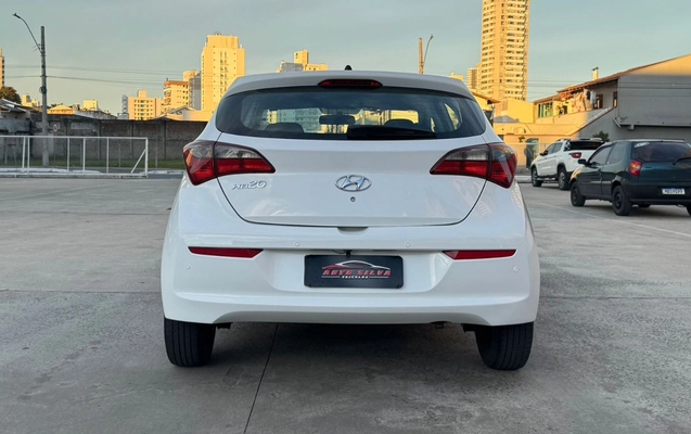 imagem-https://www.socarrao.com.br/sc-vehicle-images-prod/2305839/1782394554780-V2hhdHNBcHAgSW1hZ2UgMjAyNi0wNi0yNCBhdCAxNy40MS4xNSAoMSkuanBlZw.jpeg
