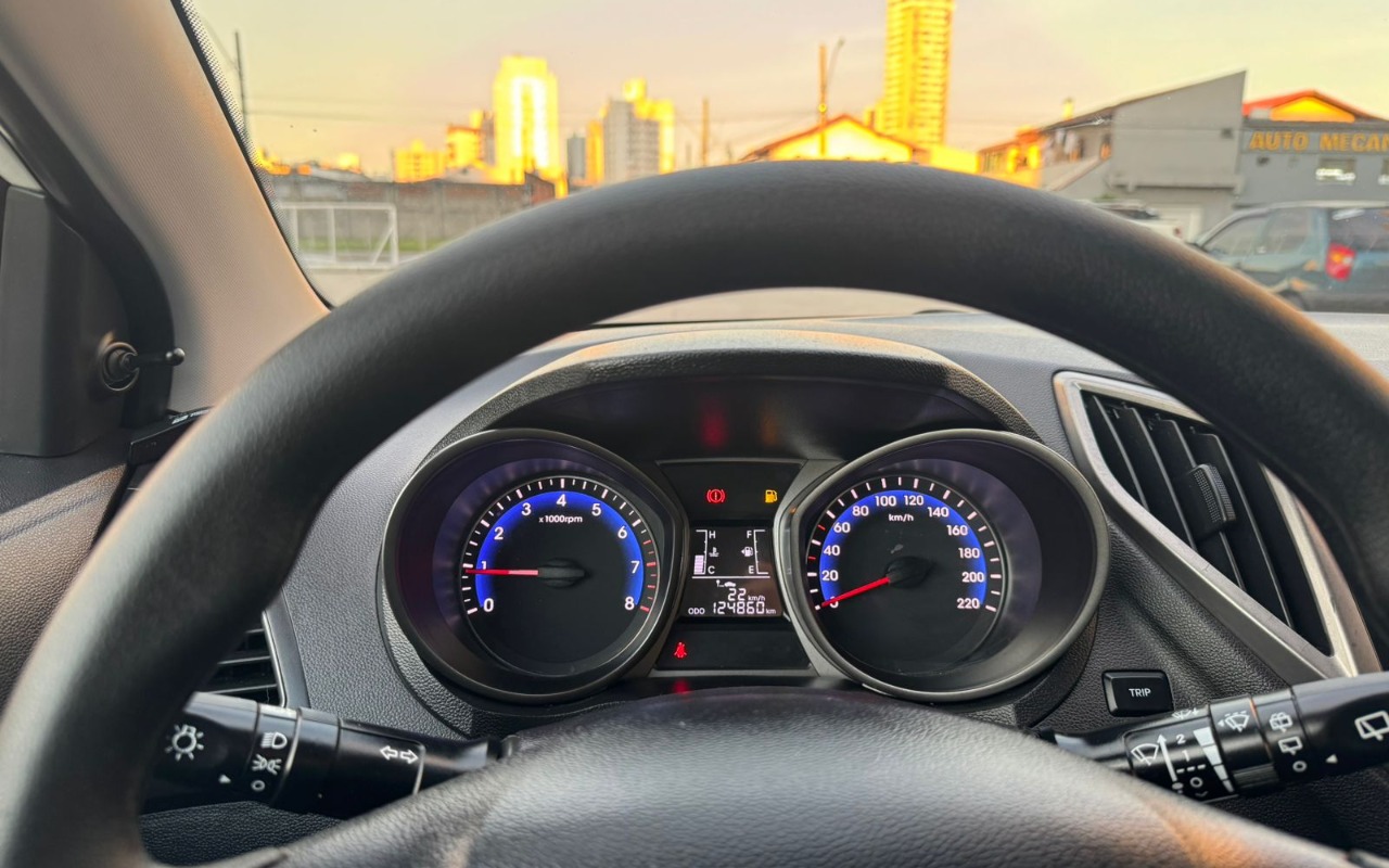 imagem-https://www.socarrao.com.br/sc-vehicle-images-prod/2305839/1782394555302-V2hhdHNBcHAgSW1hZ2UgMjAyNi0wNi0yNCBhdCAxNy40MS4xNiAoMSkuanBlZw.jpeg