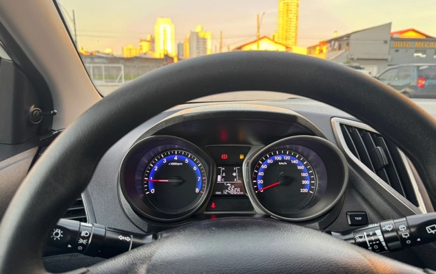imagem-https://www.socarrao.com.br/sc-vehicle-images-prod/2305839/1782394555302-V2hhdHNBcHAgSW1hZ2UgMjAyNi0wNi0yNCBhdCAxNy40MS4xNiAoMSkuanBlZw.jpeg