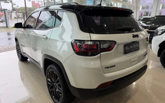 imagem-https://www.socarrao.com.br/sc-vehicle-images-prod/2305840/1788610956598-6f6d9cc3-1973-4290-9e48-3d7018b786e4.jpg