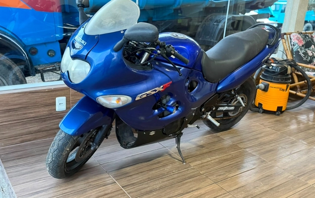 imagem-https://www.socarrao.com.br/sc-vehicle-images-prod/2305926/1782395056146-NTBlM2Q1YTUtMTRlNi00NmI3LWE5OTQtZDY1OWNlMzdmYWM4LmpmaWY.jfif