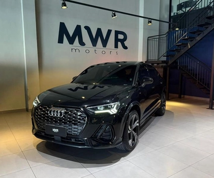 Audi Q3 2024 Preto — foto 1 de 3