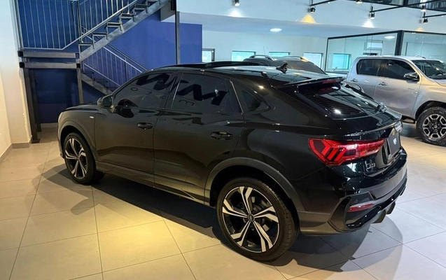 imagem-https://www.socarrao.com.br/sc-vehicle-images-prod/2306171/1789149936383-8215278_3_B_58b664f669.jpeg