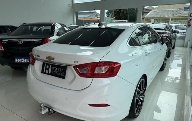imagem-https://www.socarrao.com.br/sc-vehicle-images-prod/2306177/1782395879183-vehicle_image_1782395722_c3ee1ba85d1b037776b20773a4a7f46e.jpeg