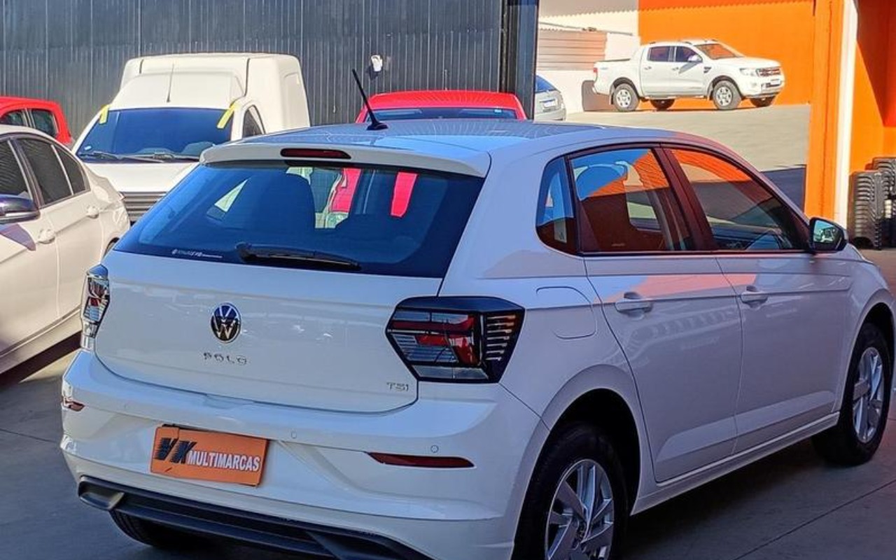 imagem-https://www.socarrao.com.br/sc-vehicle-images-prod/2306424/1782396769374-ODAwNTY2M18yX0JfMzIwZDE5YjQ2YS5qcGVn.jpeg