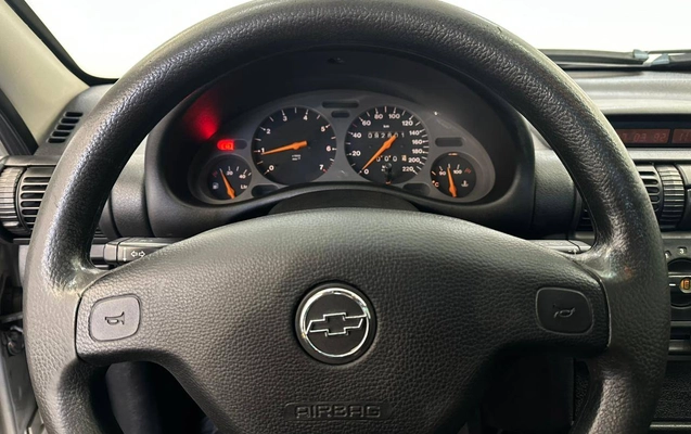 imagem-https://www.socarrao.com.br/sc-vehicle-images-prod/2306516/1782397288636-cbb79cf4e4544131973e5be4f93cda81_1782396507365.jpg