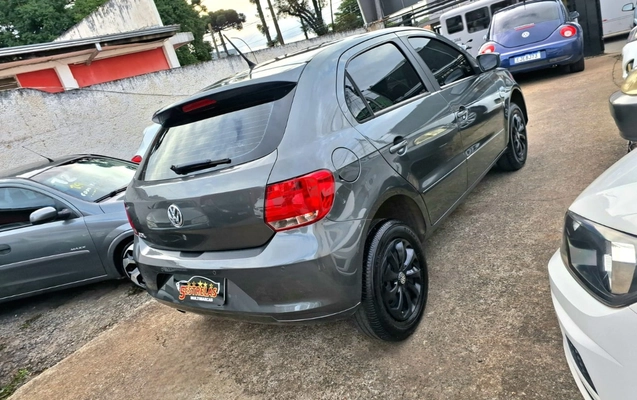 imagem-https://www.socarrao.com.br/sc-vehicle-images-prod/2307039/1782398982119-Ni5qcGc.jpg