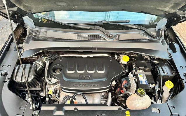 imagem-https://www.socarrao.com.br/sc-vehicle-images-prod/2307042/1788359888120-8219609_8_B_a8c4141648.jpeg