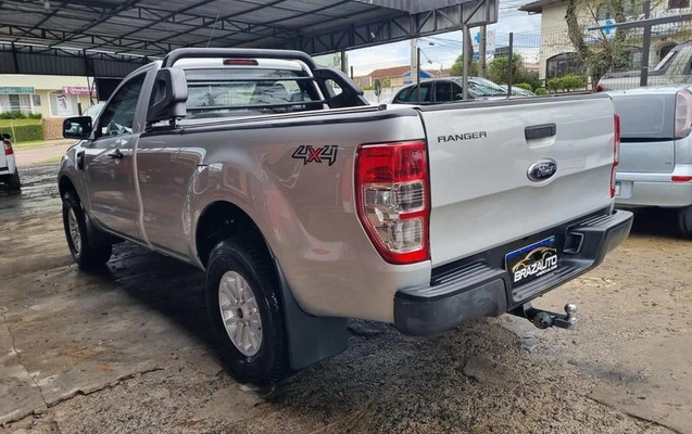 imagem-https://www.socarrao.com.br/sc-vehicle-images-prod/2307287/1786114580821-8220264_7_B_924707cbed.jpeg