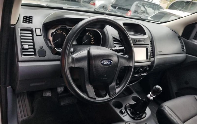 imagem-https://www.socarrao.com.br/sc-vehicle-images-prod/2307287/1786114580826-8220264_2_B_5c38866d01.jpeg