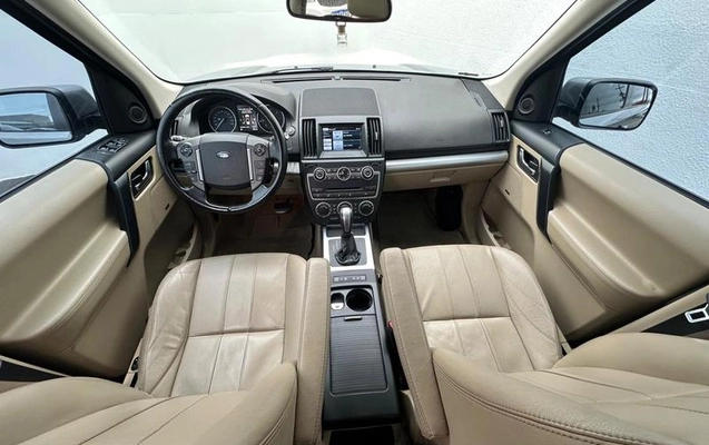 imagem-https://www.socarrao.com.br/sc-vehicle-images-prod/2307746/1788975989304-8220125_15_B_0c83385b5f.jpeg