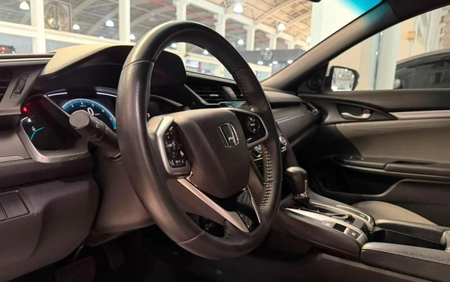imagem-https://www.socarrao.com.br/sc-vehicle-images-prod/2307918/1792691408654-8217006_8_B_f93deeab4a.jpeg