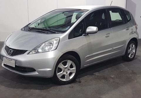 Honda Fit 2011 Prata — foto 1 de 3