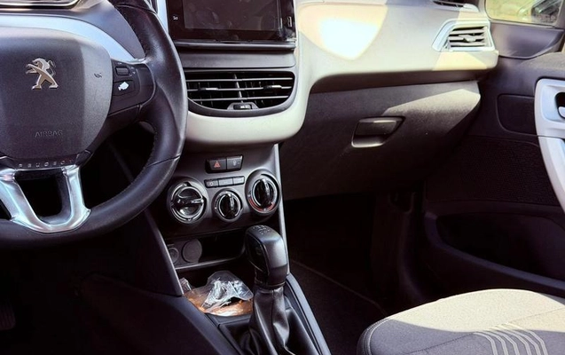 imagem-https://www.socarrao.com.br/sc-vehicle-images-prod/2308413/1784911811993-8220685_5_B_8c38dc795c.jpeg